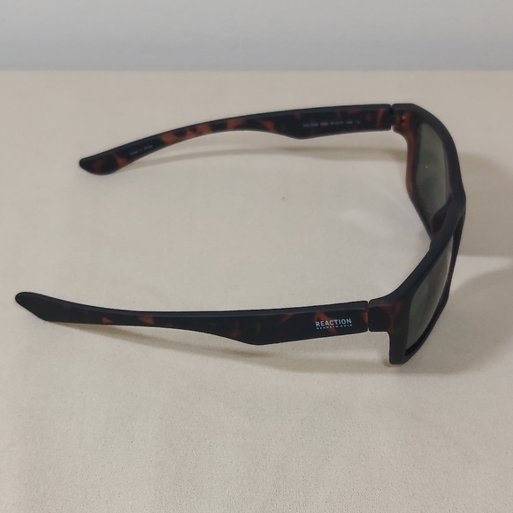 Kenneth Cole Reaction Men's Sunglasses Matte Brown  Rectangular Shape KC1328 52N - Picture 3 of 8